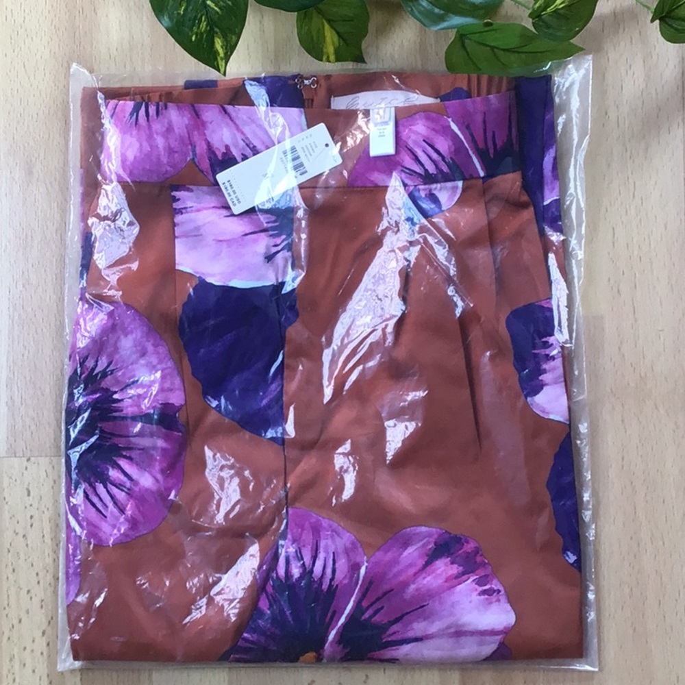 Anthropologie Wide-Leg Pants in Rust with Purple & Pink Floral Print - Picture 8 of 12